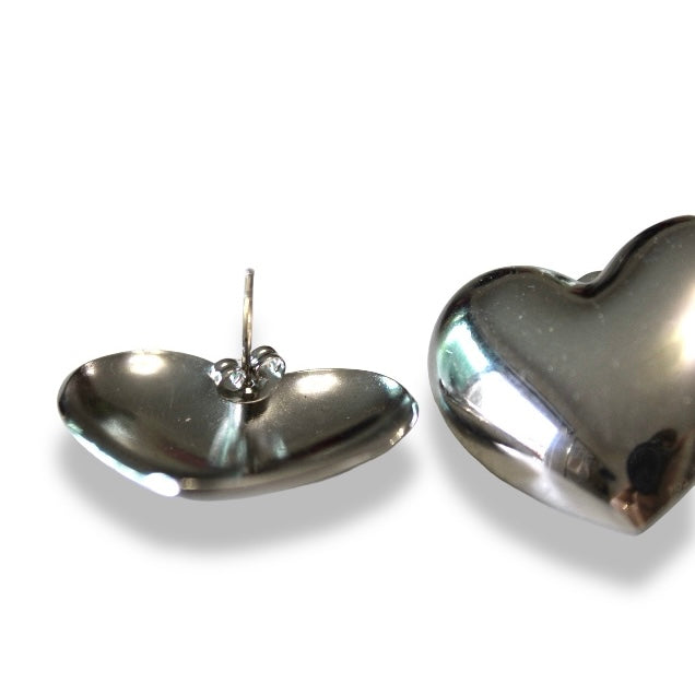 Aretes Corazón Plateado De Acero
