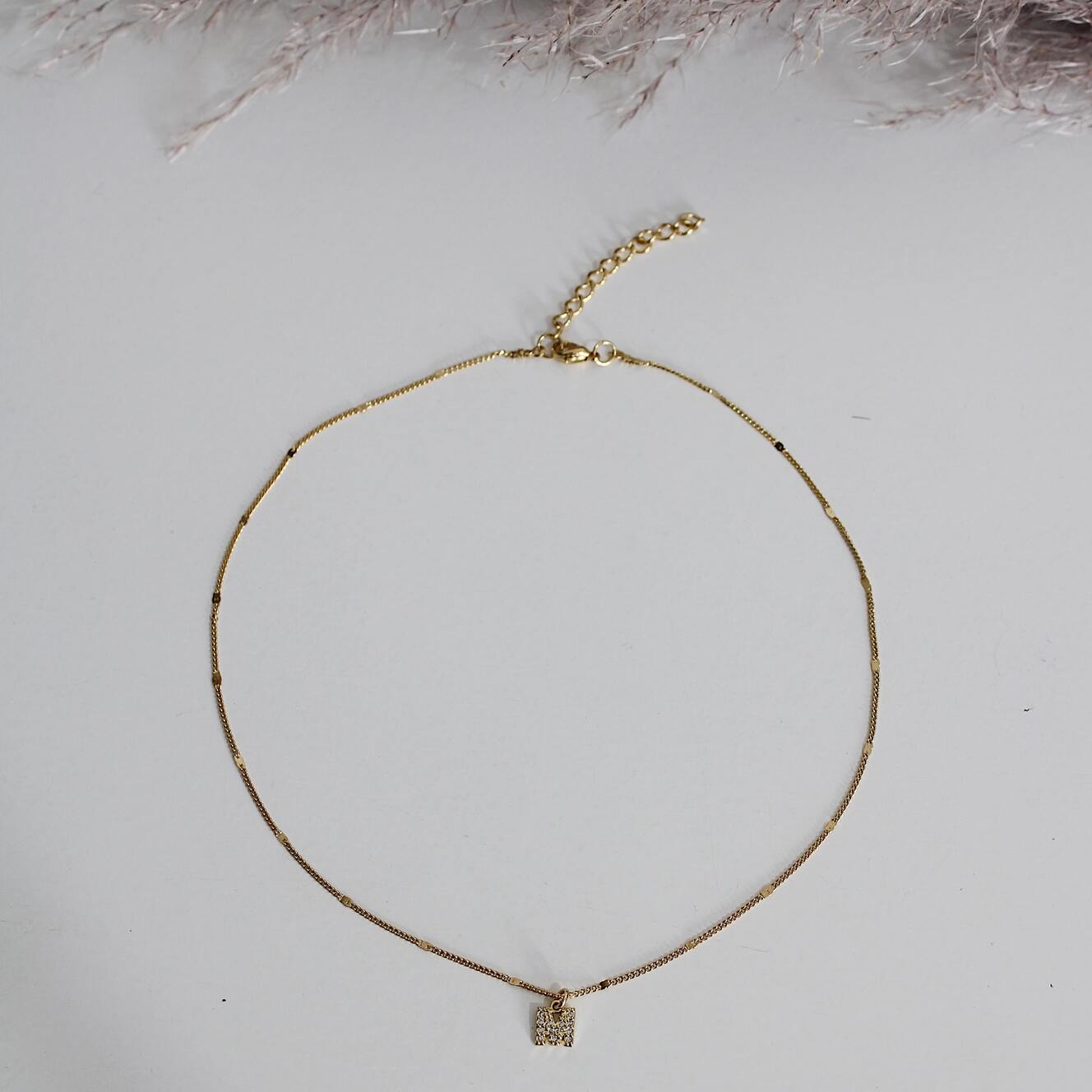 Collar Inicial con Zirconias