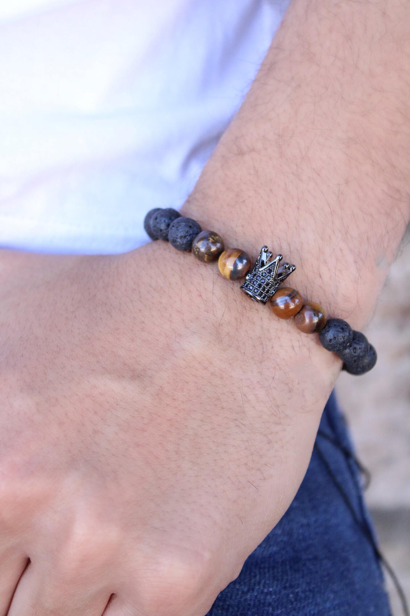 Pulsera Piedra Volcánica Hombre Con Corona