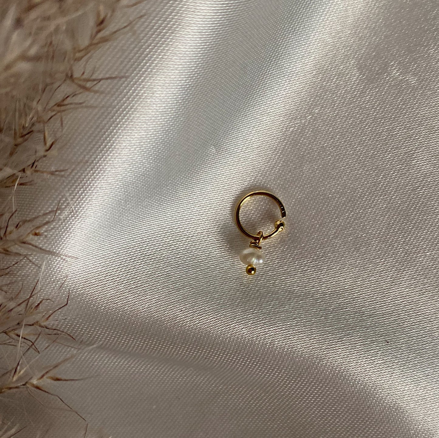 Piercing Arete de Perla