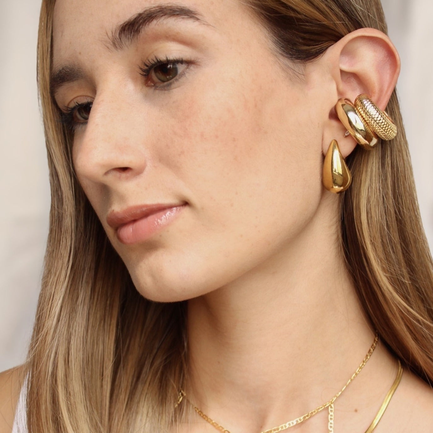 Aretes Gota Dorados Chicos